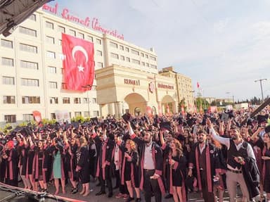 Istanbul Rumeli University Programs - Ranking & Tuition Fees جامعة روملي  في اسطنبول - رسوم التخصصات  - ترتيب الجامعة  