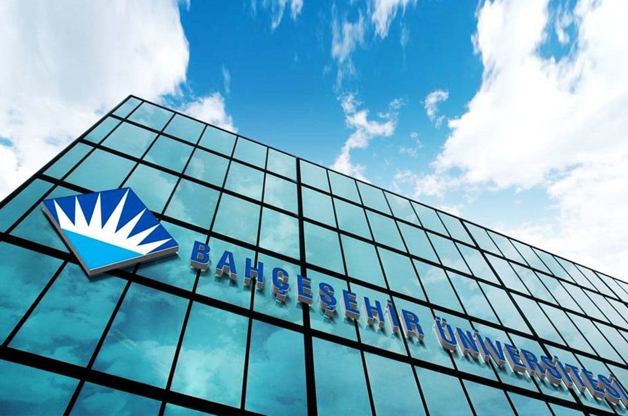 Bahcesehir University Programs - Ranking & Tuition Fees   جامعة اسطنبول بهتشه شهير  - رسوم التخصصات  - ترتيب الجامعة  