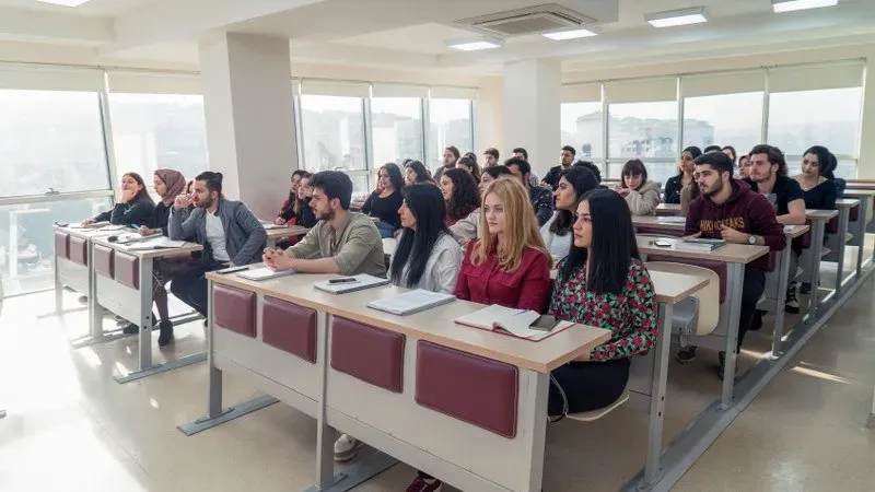 Yeni Yuzyil University Programs - Ranking & Tuition Fees جامعة يني يوزيل في اسطنبول - رسوم التخصصات - ترتيب الجامعة