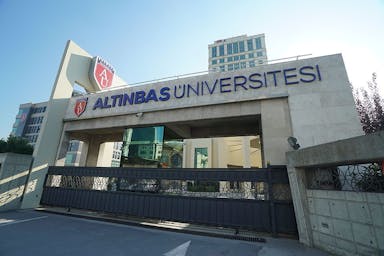 جامعة التن باش في اسطنبول - رسوم التخصصات - ترتيب الجامعة - Altinbas University Programs - Ranking & Tuition Fees 