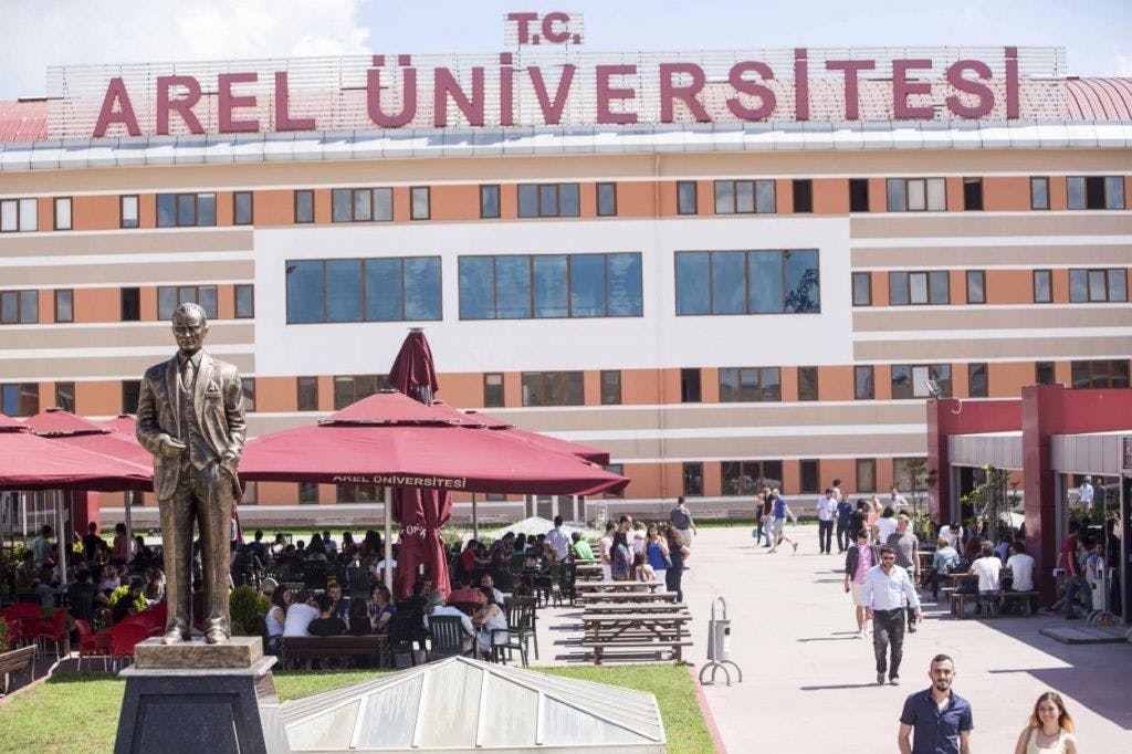 Istanbul Arel University Programs - Ranking & Tuition Fees جامعة اريل في اسطنبول - رسوم التخصصات  - ترتيب الجامعة  