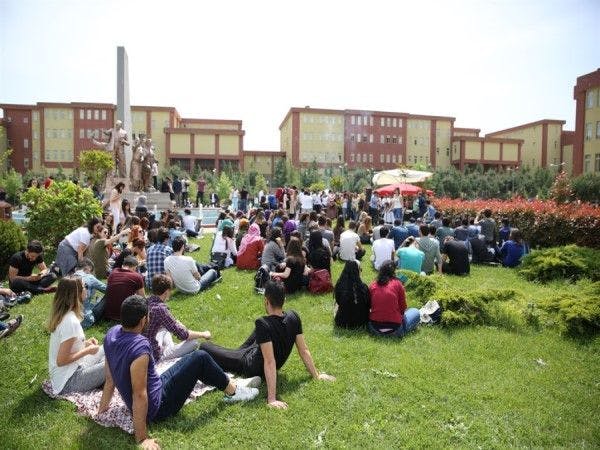 Maltepe University Programs - Ranking & Tuition Fees جامعة مالتبه في اسطنبول - رسوم التخصصات  - ترتيب جامعة مالتيبي
